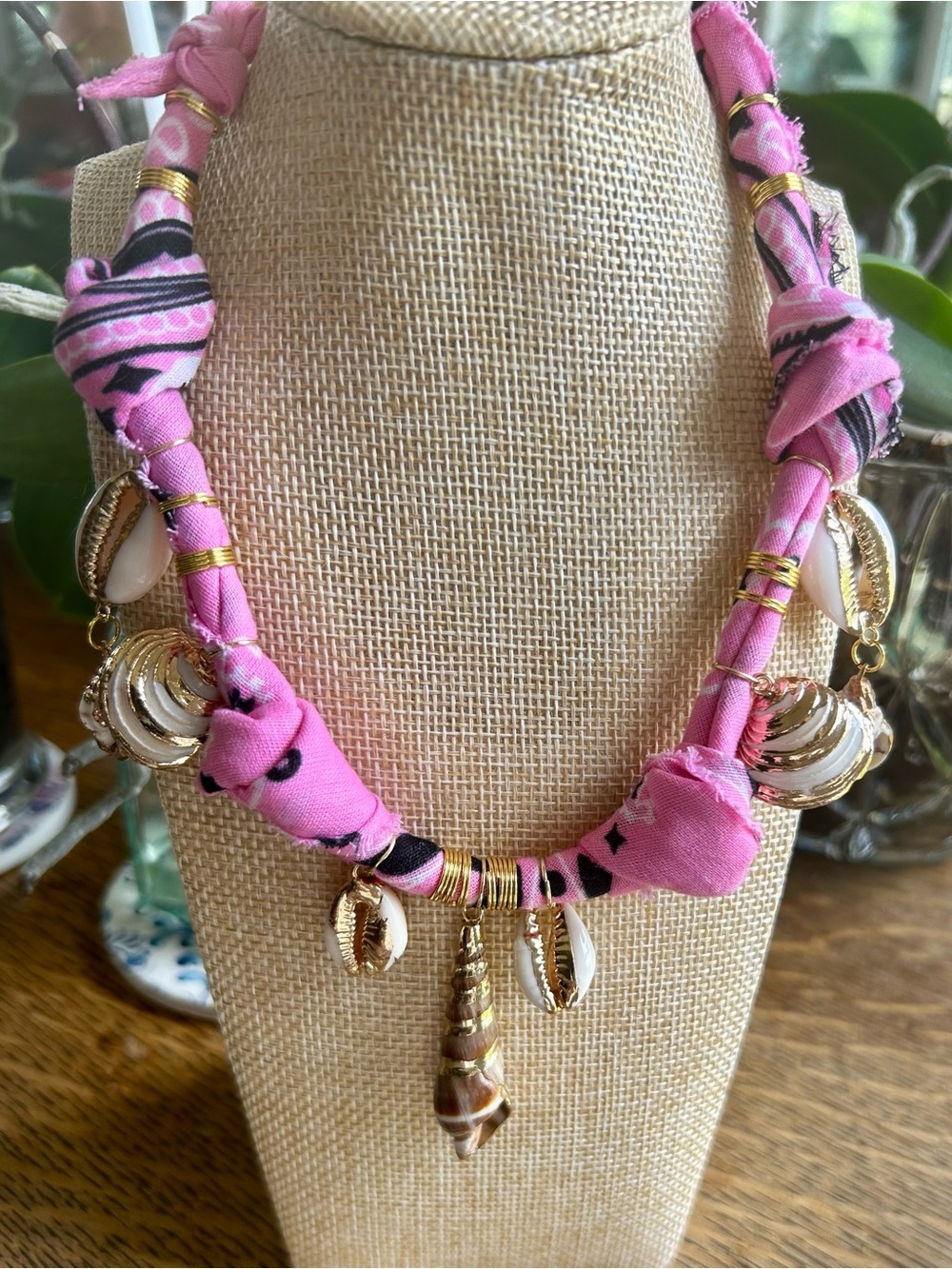 New 14k Shell  Boho Statement Necklace on pink Bandanna w/ 18k chain link